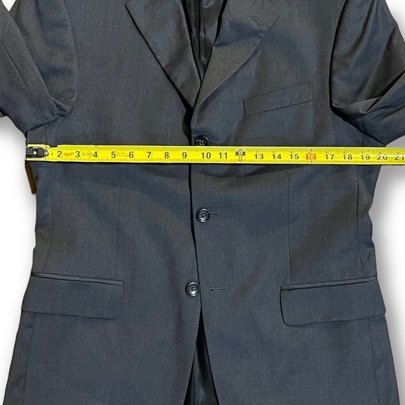 Banana Republic Men’s Charcoal Wool Blazer - Size 40S - Picture 5 of 10